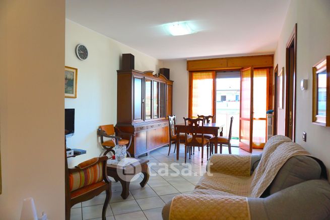 Appartamento in residenziale in Via lainate 6