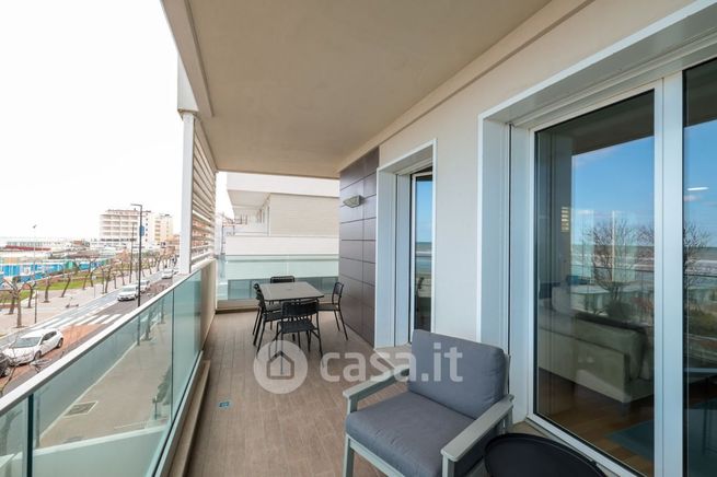 Appartamento in residenziale in Viale Trieste