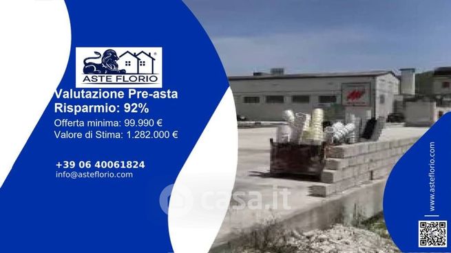 Capannone in commerciale in Strada Statale 17