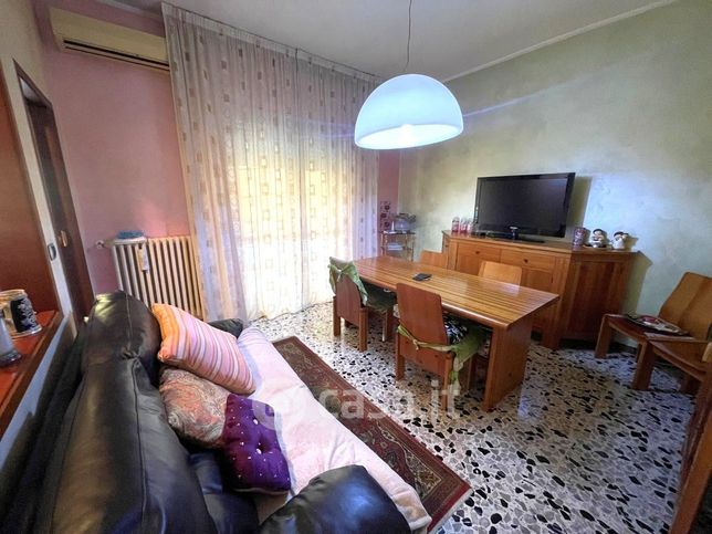 Appartamento in residenziale in Via Villafranca 17