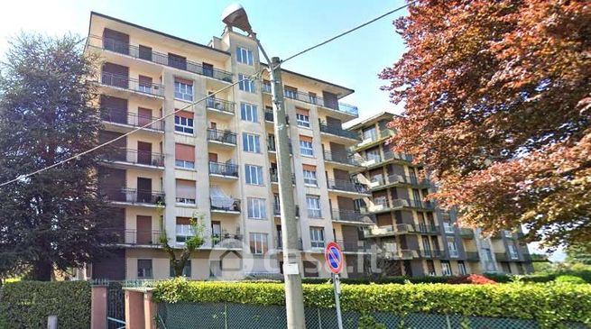 Appartamento in residenziale in Via Adua