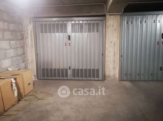 Garage/posto auto in residenziale in Via del Vescovado 16