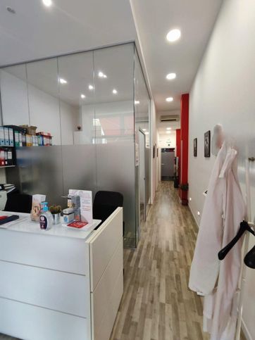 Ufficio in commerciale in Via Enrico degli Scrovegni