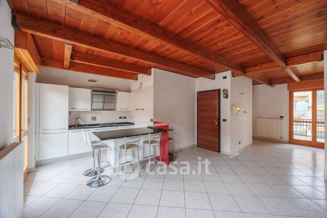 Appartamento in residenziale in Via Genola