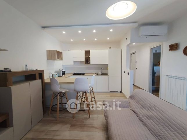 Appartamento in residenziale in Via Carmine Guadagno