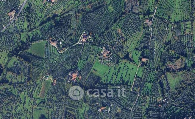 Terreno agricolo in commerciale in Via della Caduta