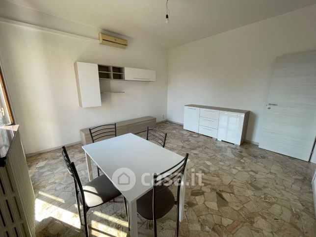 Appartamento in residenziale in Via Sentati 26
