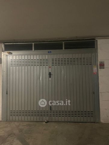 Box/posto auto in residenziale in Via Monte Nero