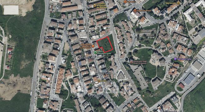 Terreno edificabile in residenziale in Via Mario Schifano