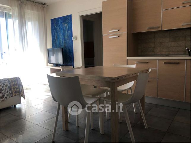 Appartamento in residenziale in Via Bafile 360