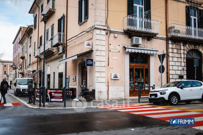 Attivitã /licenza (con o senza mura) in commerciale in Corso Vittorio Emanuele II