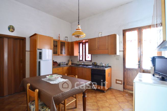 Casa indipendente in residenziale in Via Niccolò Copernico 7