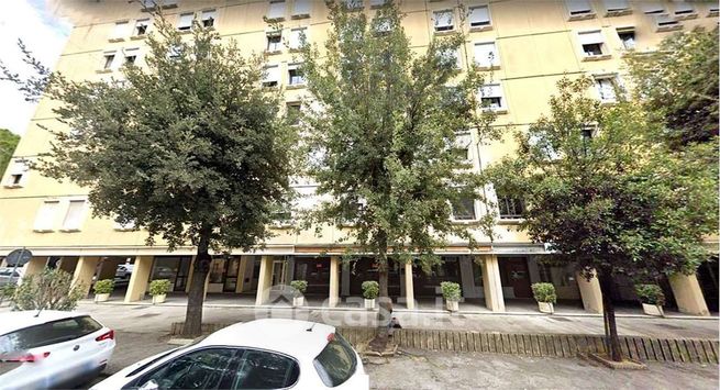 Appartamento in residenziale in Via della Pescara 38