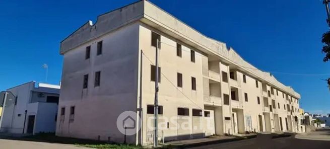 Box/posto auto in residenziale in Via Pietro Nenni