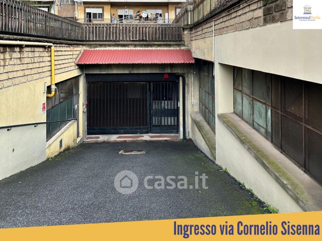 Garage/posto auto in residenziale in Via Cornelio Sisenna 30