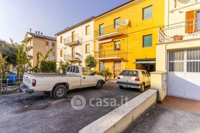 Casa indipendente in residenziale in 