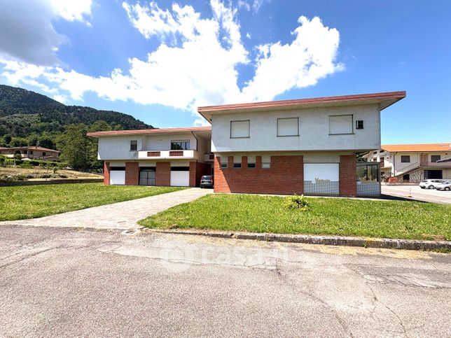 Villetta a schiera in residenziale in Via del Molino
