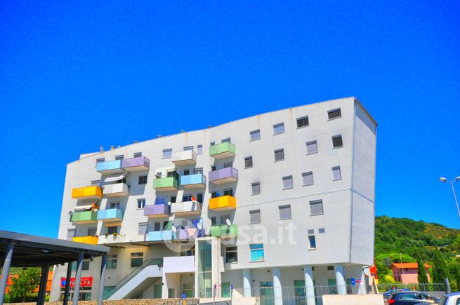 Appartamento in residenziale in Viale Piero Pozzoli 34