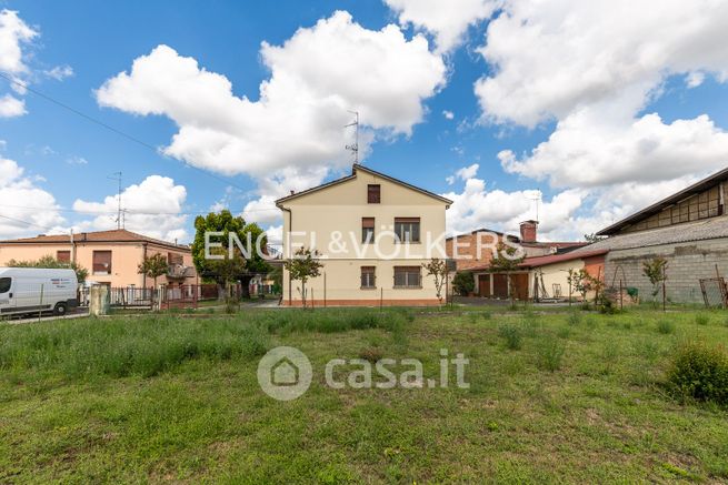 Casa indipendente in residenziale in Via Spallanzani