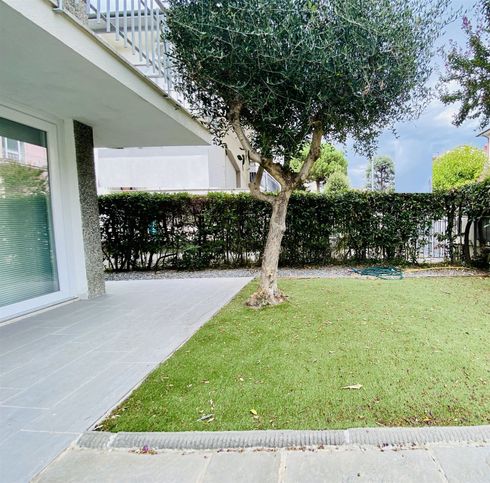 Appartamento in residenziale in Viale Castruccio Castracani 329