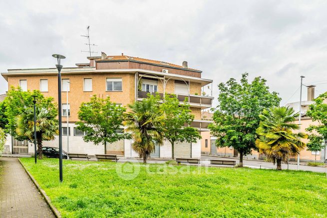 Appartamento in residenziale in Via Statuto 2