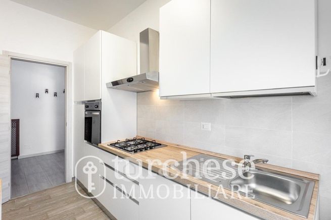 Appartamento in residenziale in Via Cristoforo Colombo 11