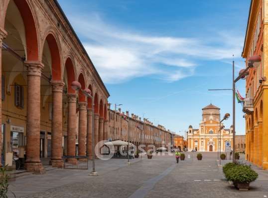 Casa indipendente in residenziale in Via Guido Molinari