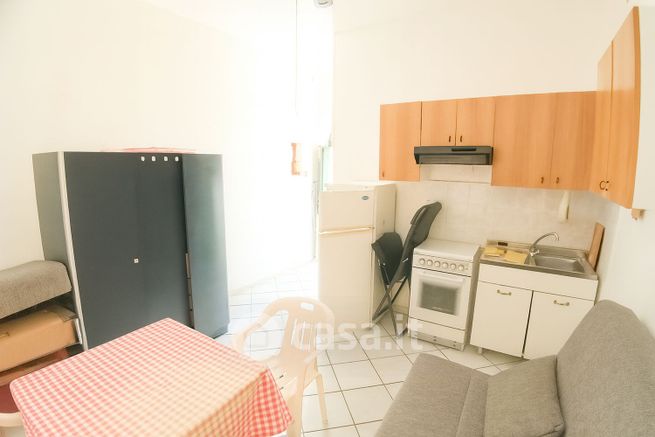 Appartamento in residenziale in Via Margherita di Castelvi