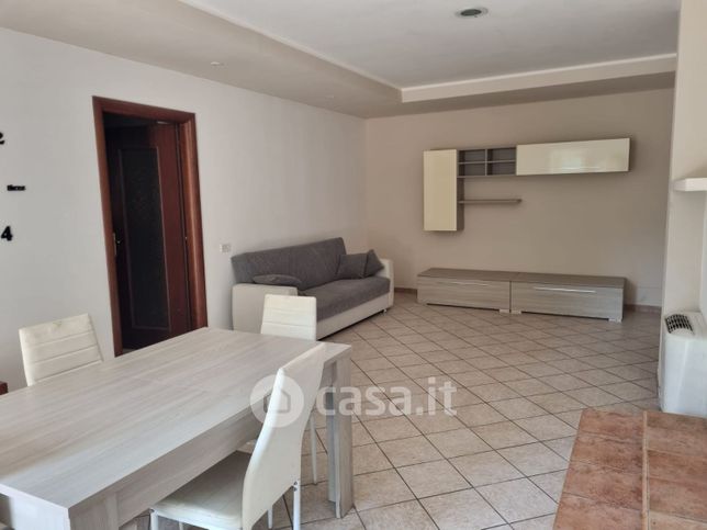 Appartamento in residenziale in Via Vasciotte