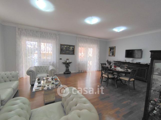 Appartamento in residenziale in Via San Giacomo dei Capri 125