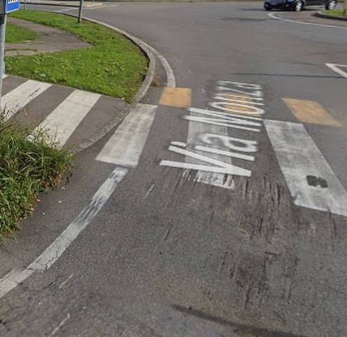 Capannone in commerciale in Via Monza