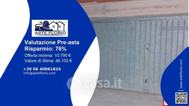 Box/posto auto in residenziale in Via Vampolieri
