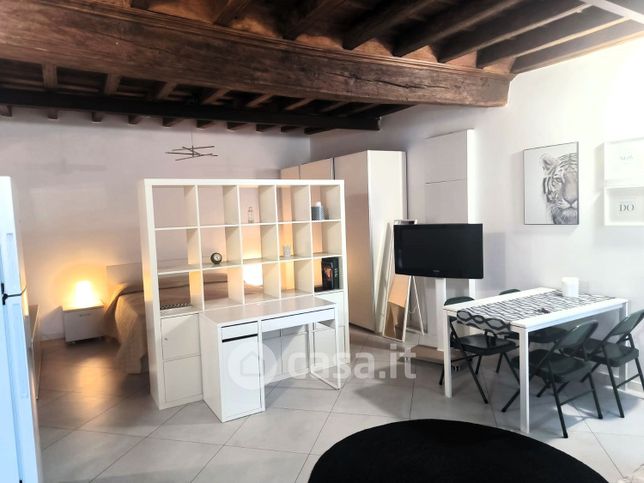 Appartamento in residenziale in Piazza dell'Annunziata 7