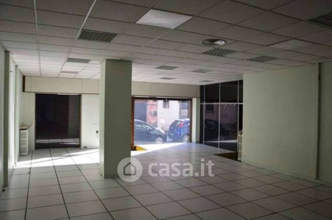 Attività/licenza (con o senza mura) in commerciale in Via del Borgo Antico 1