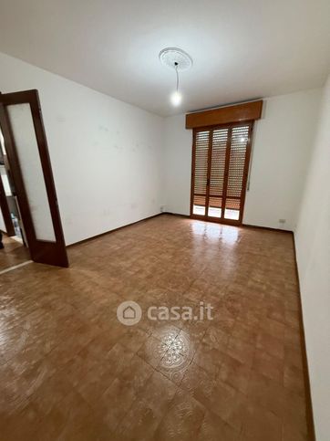 Appartamento in residenziale in Via Monterosa 19