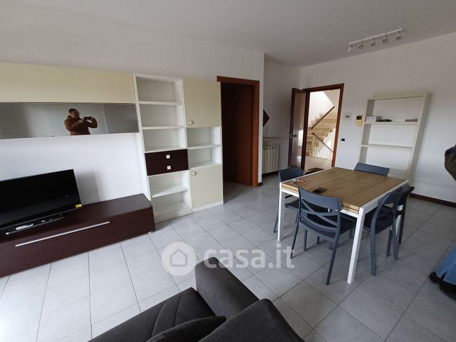 Appartamento in residenziale in Via Gallura 12