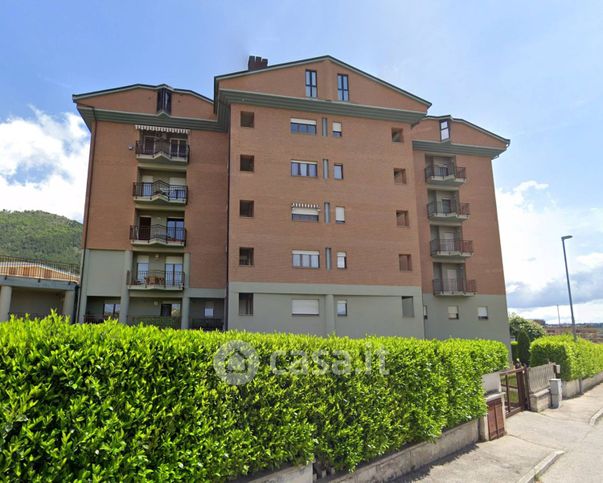 Appartamento in residenziale in Via Giovanni Pascoli 1