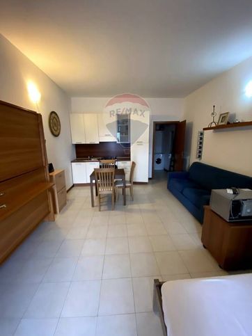 Appartamento in residenziale in Via Mecenate 84