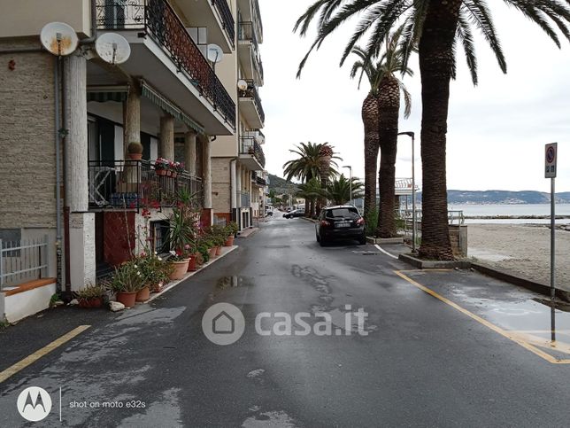 Appartamento in residenziale in Lungomare Armando Diaz 202