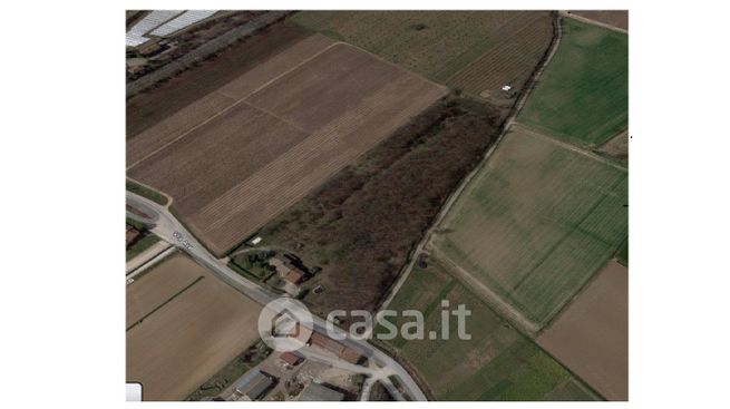 Terreno edificabile in residenziale in Via Ave