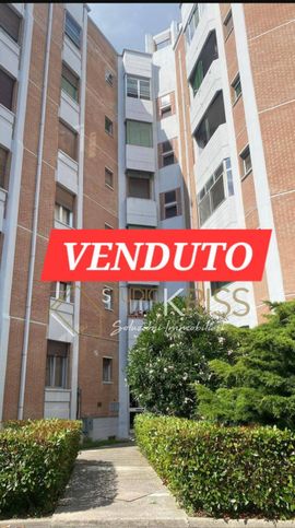 Appartamento in residenziale in Via Camillo Mazza