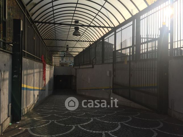 Garage/posto auto in residenziale in Via Vigone 79 --/a