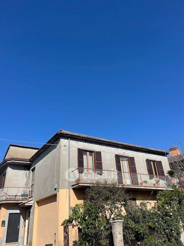 Appartamento in residenziale in Via Fontana Unica