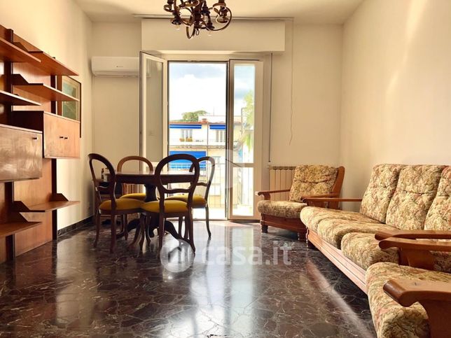 Appartamento in residenziale in Via Castelfidardo 50