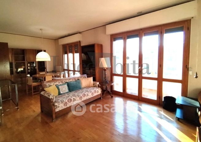Appartamento in residenziale in Via Sandei 231