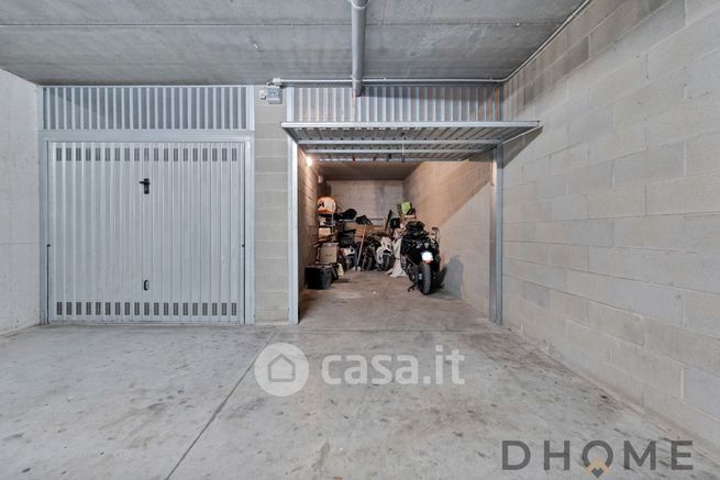 Box/posto auto in residenziale in 