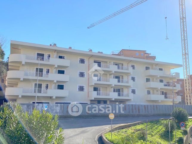 Appartamento in residenziale in Via di Ponente 13