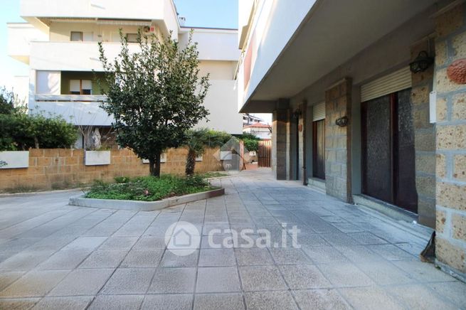 Appartamento in residenziale in Via Monte Amaro 19