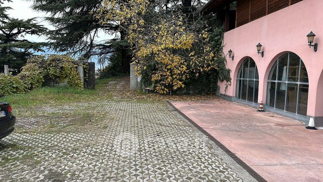 Box/posto auto in residenziale in