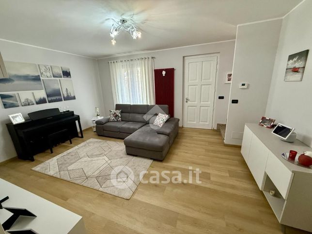 Villetta a schiera in residenziale in Via Tetti Grella 56